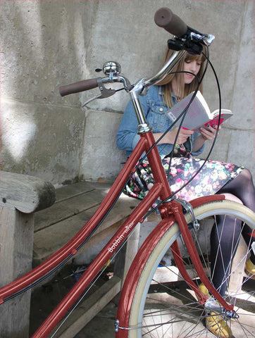 The New Bobbin Birdie