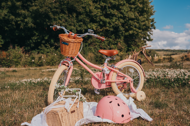 Bobbin Bicycles : Casque vélo enfant Starling Helmet Green