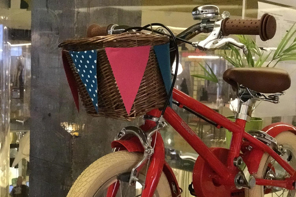 Bike Basket Garland Polka