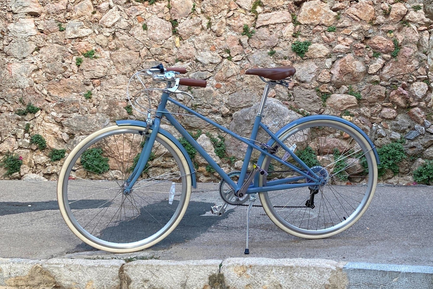 Bobbin Hummingbird Vintage Bike - Adult Bikes